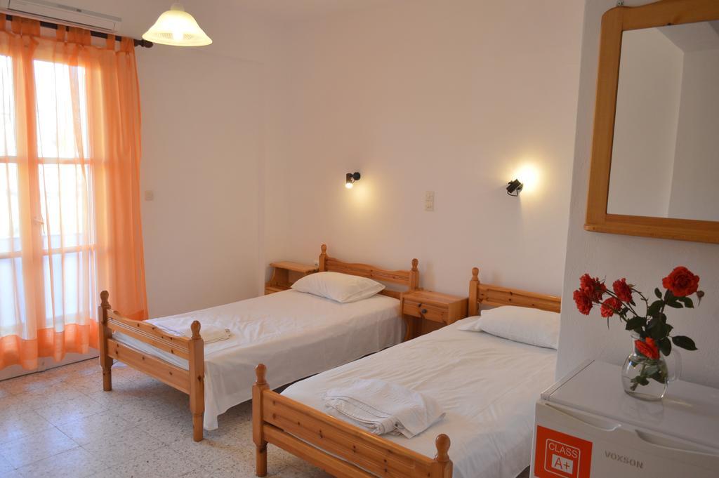 Koukos Hotel Ajía Theodóti Kültér fotó